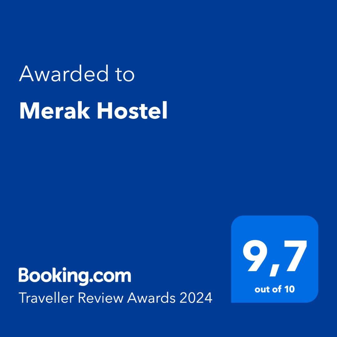 Merak Hostel 莱瓦镇 外观 照片